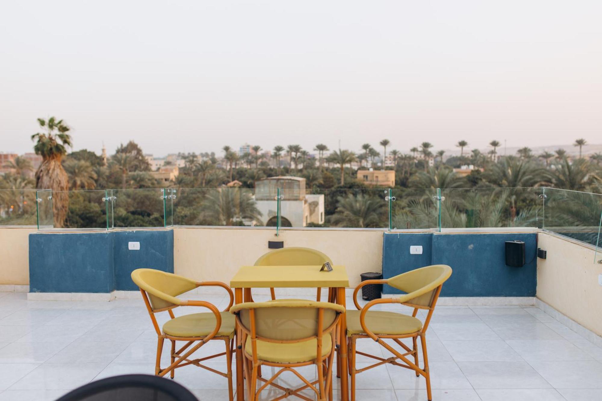 Regent Pyramids View Hotel Kafrat al Jabal Ngoại thất bức ảnh