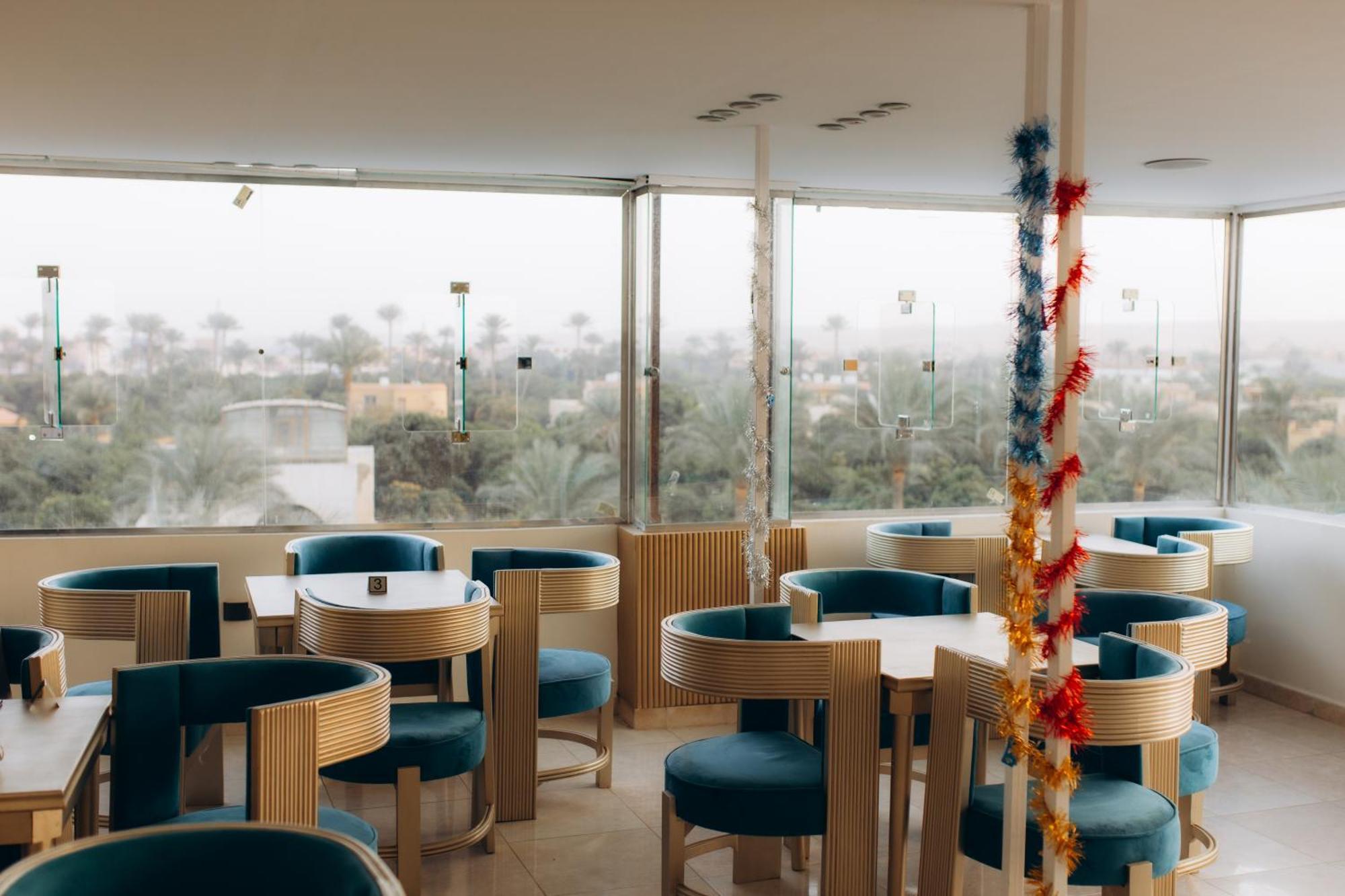 Regent Pyramids View Hotel Kafrat al Jabal Ngoại thất bức ảnh